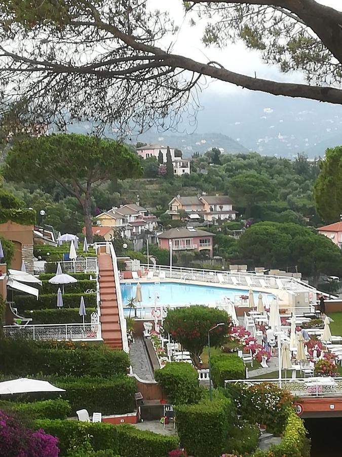 Residence Portofino Est Cod L07441 Рапало Екстериор снимка